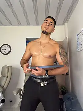 Živý XXX chat Dimitri_Colleman