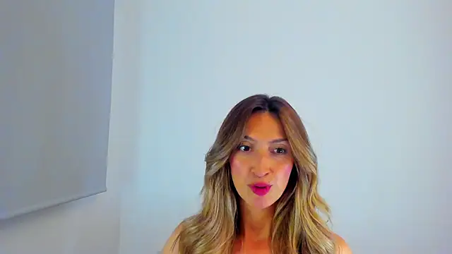 Velourmuse Chat XXX in diretta