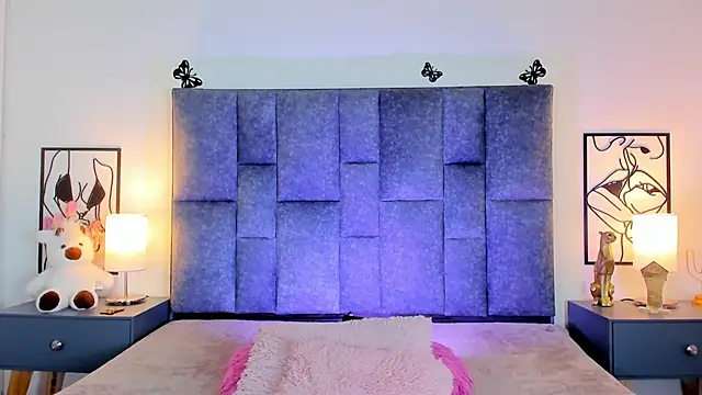 Czat XXX na żywo – NicolMiller4
