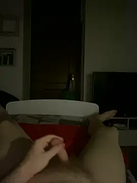 XXX chat uživo modela Elian-Luca