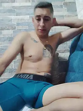 Chat XXX en directo de Tiger_cryad