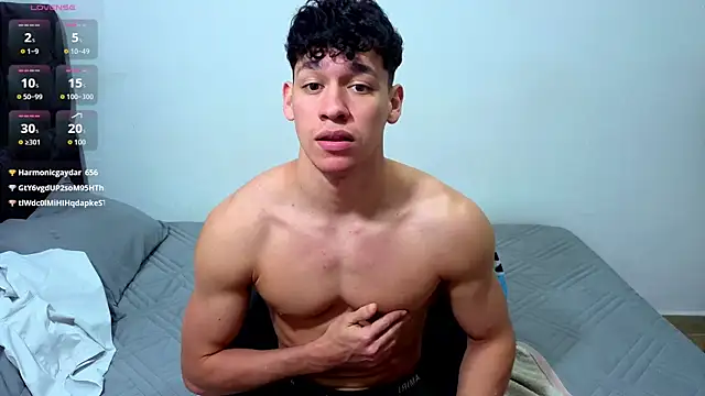 Онлайн чат XXX Luke_Muscle
