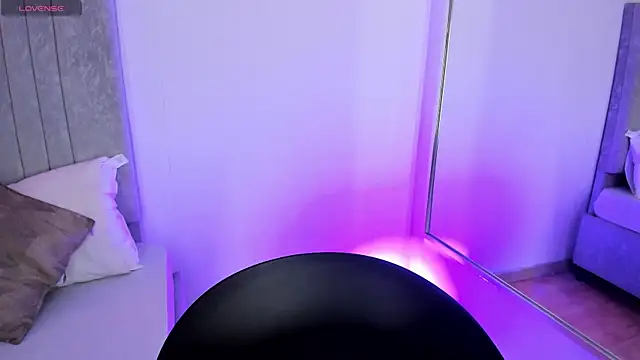 Martina_077 现场XXX聊天