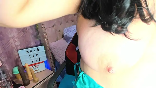 LillyCandy Live XXX-Chat