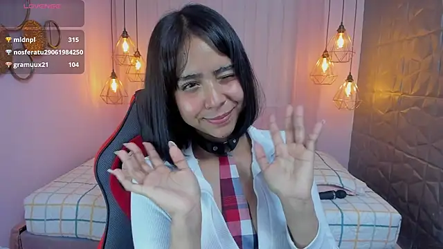 Magic_oliviah élő XXX-chatje