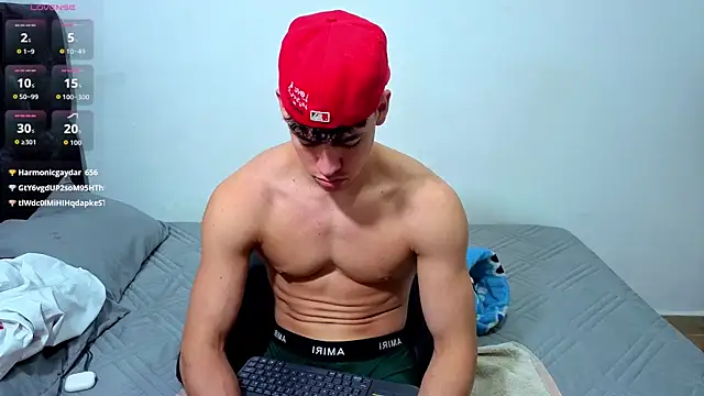 Онлайн чат XXX Luke_Muscle