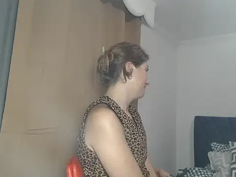 Cherryxx's Live XXX Chat