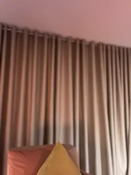 Zandrina Adlı Modelin Canlı XXX Sohbeti