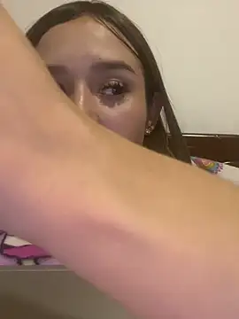 Chat +18 de Hana_Winter ao vivo