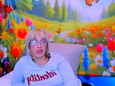 indianroxy 即時 XXX 聊天