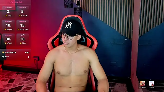 Axxel_Muscle Chat XXX live