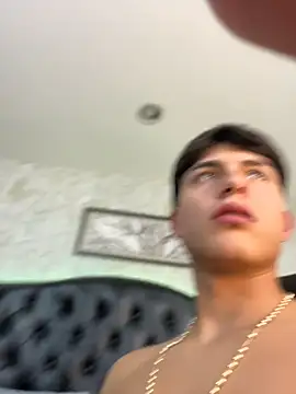 Chat XXX ao vivo de Lander_Cruz