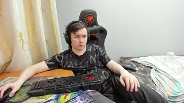 Živý XXX chat iliaskrislove