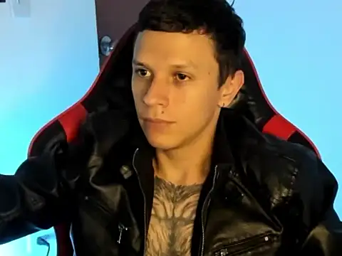 Masterdave7 Live XXX-Chat