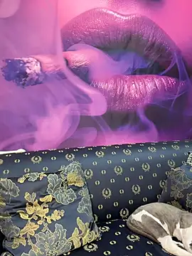 MysticCleo Chat XXX in diretta