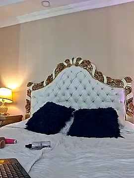SusanMontiel's Live XXX Chat