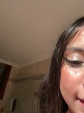 Emily_Clark1のライブXXXチャット