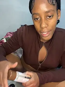 petite_bee Live XXX Chat