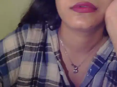 Stripper-Isha_Khan 即時 XXX 聊天