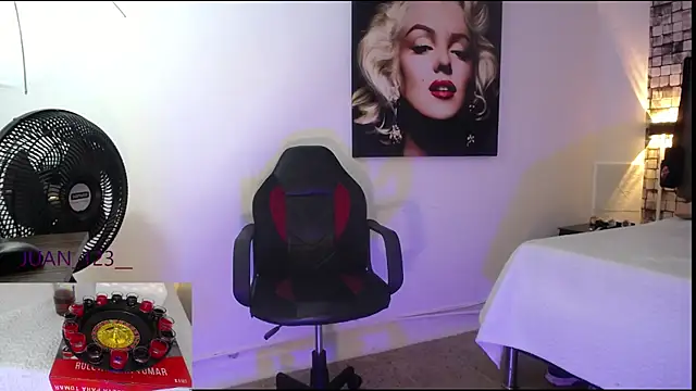 Živý XXX chat Juan_123__