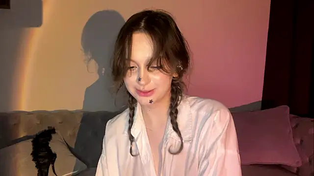 yanashowsy's Live XXX Chat