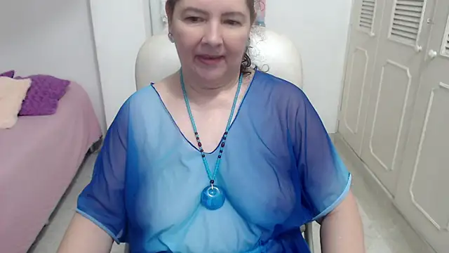 leonela_69 Live XXX-Chat