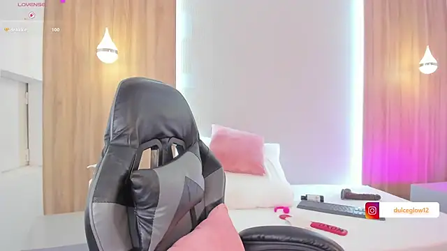 dulce_glow_'s Live XXX Chat
