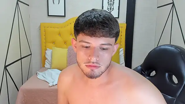 Chat +18 de Joan_Blake ao vivo