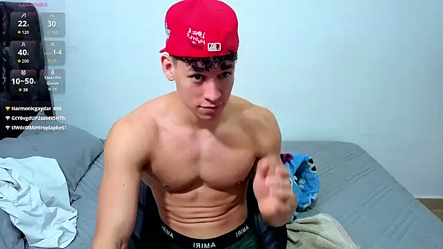Luke_Muscle: απευθείας συνομιλία ΧΧΧ