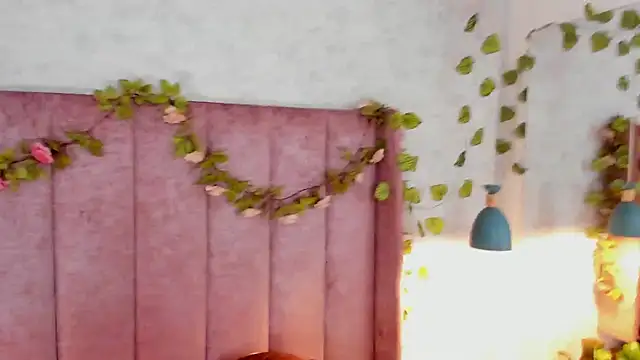 AnyaJay live XXX chat