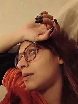 RedMeloddyn Live XXX chat