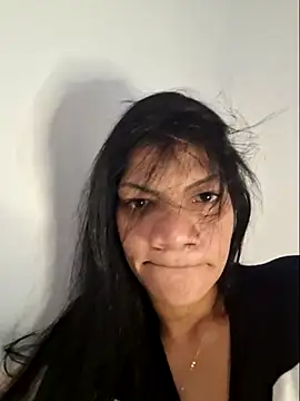 charllottebrasilian live XXX chat