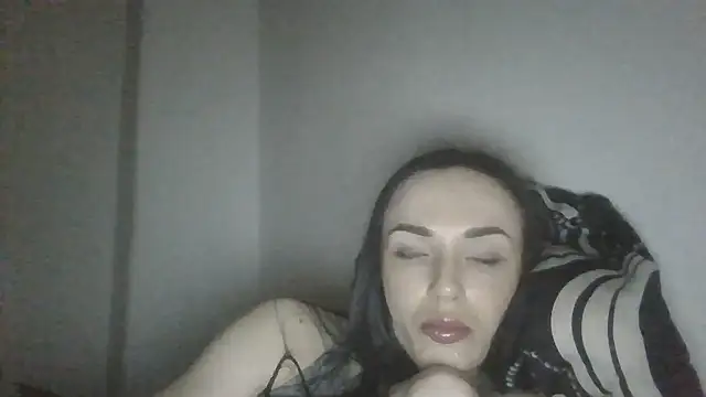 Trinsy_Love's Live XXX Chat