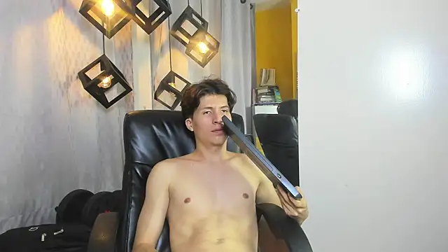 Marcoviolet live XXX chat