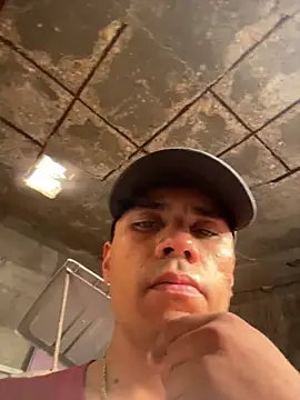 HectorSHot live XXX chat