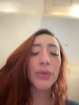 ariiel_ Live XXX Chat