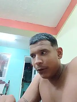 Chat +18 de Ron_0101 ao vivo