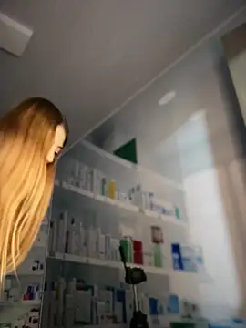 Jessy_Queen élő XXX-chatje