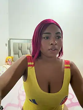 Kloe_rousse01's Webcam Show