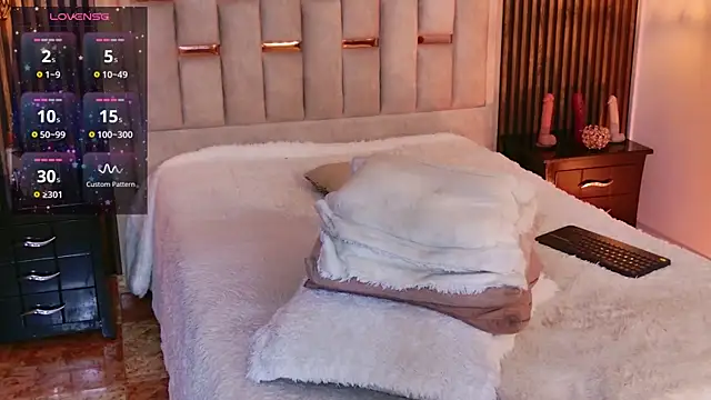 XXX chat uživo modela Nathan_Smith_