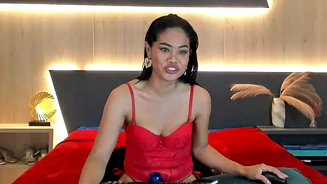 LorenaVarga 即時 XXX 聊天