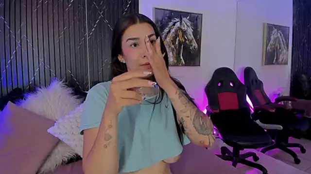 Chatroom XXX en direct de Bonnie_Rider
