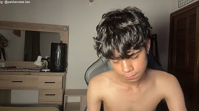OopsAgain_ live XXX chat