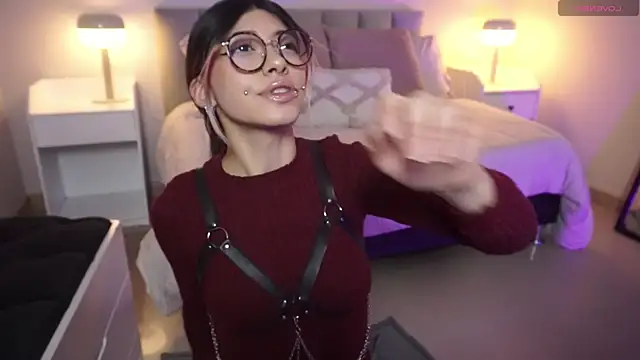 Czat XXX na żywo – Violetta_Nur
