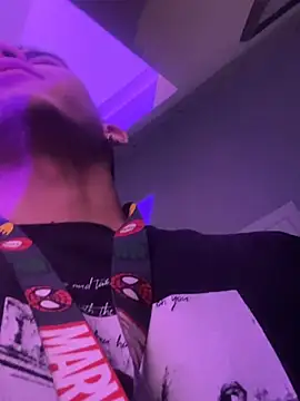 Chat +18 de Sebastian_Vega ao vivo