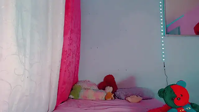DeboraGillのライブXXXチャット