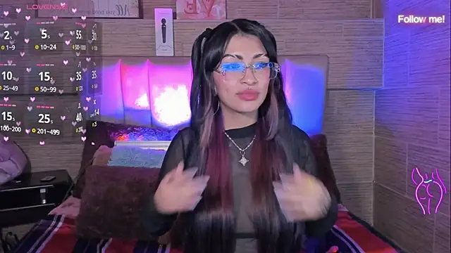 mia_devine_ 即時 XXX 聊天