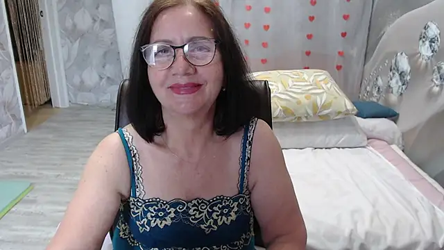 Chat +18 de OlgaHottie ao vivo