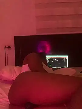 MISSMAYSROOM's Live XXX Chat