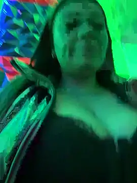 Chat +18 de LIZ-06_ ao vivo